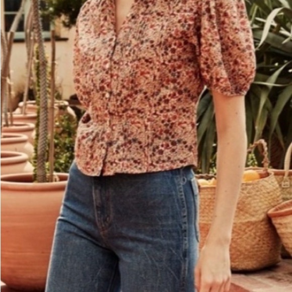 DOEN Narcissa Top in Pink Floral Valley - Picture 3 of 13